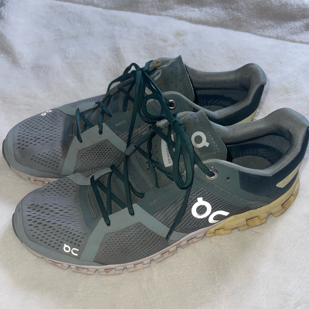 On Cloud Running Shoes